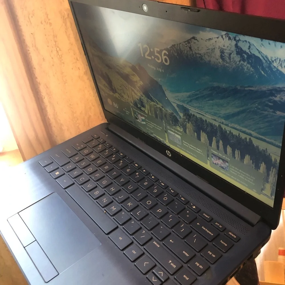 HP Black Laptop Modern Design with Matte Finish